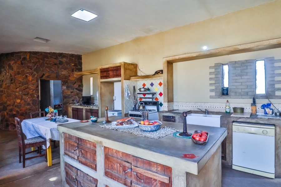 8 Bedroom Property for Sale in Rietfontein AH North West